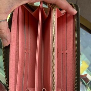 Louis Vuitton Bags - Louis Vuitton
Zippy Illustre Long Limited Edition Louis Vuitton Bags - Louis Vuitton
Zippy Illustre Long Limited Edition